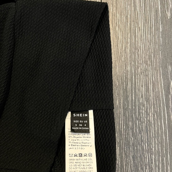 Shein: Tank top/crop top - Picture 2 of 3